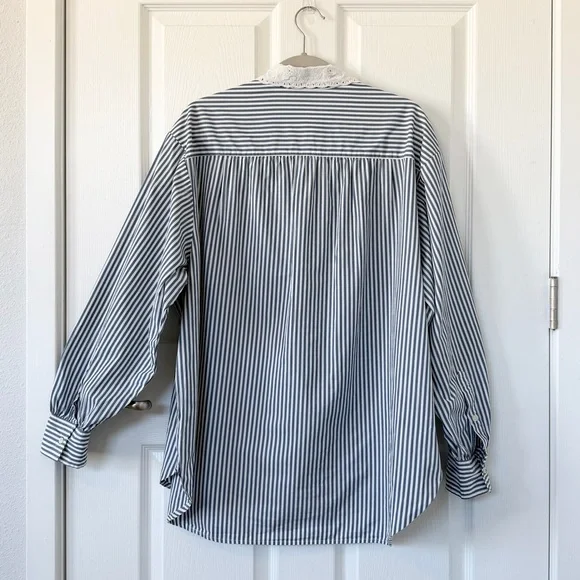 Gap x DÔEN Blue Striped Button Down Shirt with Eyelet Lace Collar - Picture 5 of 10